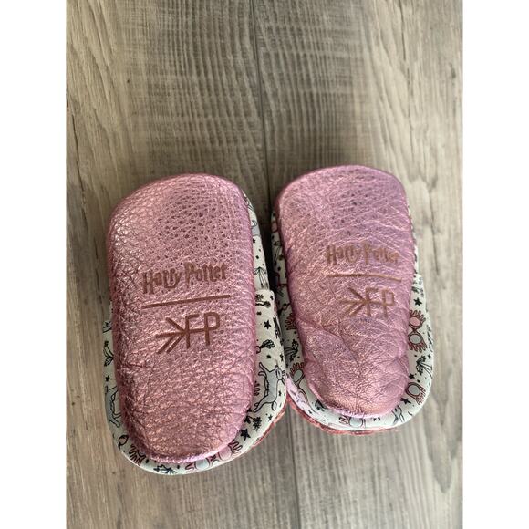 Harry Potter Pink Freshly Picked Moccasins - Picture 5 of 6